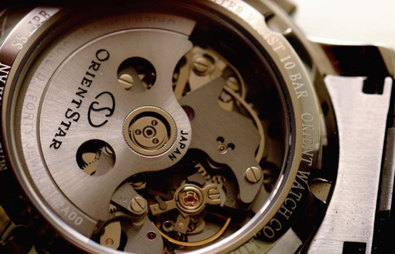 Đồng hồ Orient Automatic 21 Jewels - "Sáng" từ thiết kế tới bộ máy bên trong