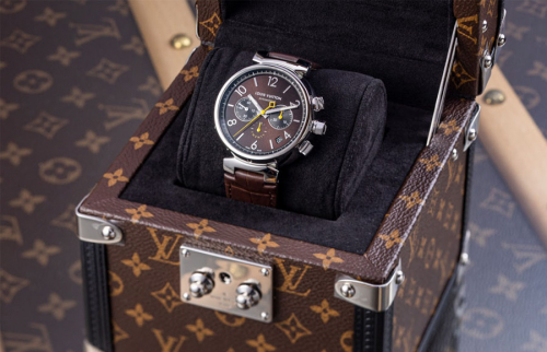 Trên tay siêu phẩm mới của Louis Vuitton: Tambour Twenty Chronograph