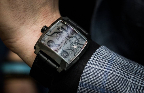 Đánh giá đồng hồ TAG Heuer - đồng hồ Thuỵ Sỹ cao cấp