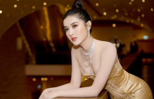 Đồng hồ của sao: Á hậu Huyền My