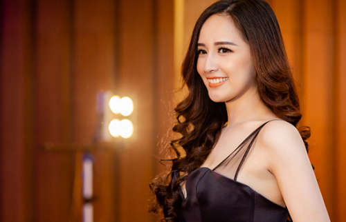 Đồng hồ của sao: Mai Phương Thúy và những chiếc đồng hồ cực khủng