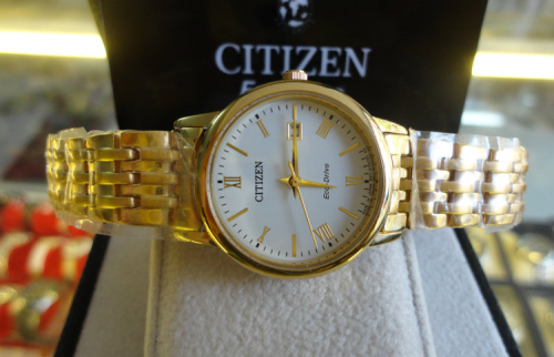 Đồng hồ nữ Citizen Eco-Drive Full Gold hấp dẫn phái đẹp ra sao?