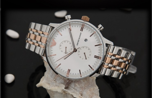 4 Cách phân biệt đồng hồ Emporio Armani chính hãng, chính xác nhất!