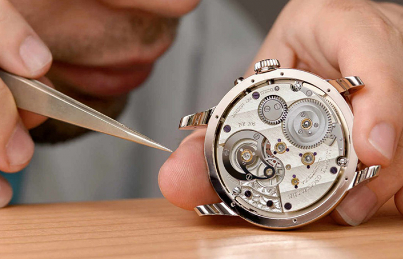 Cấu tạo đồng hồ automatic & nguyên lý hoạt động cần biết