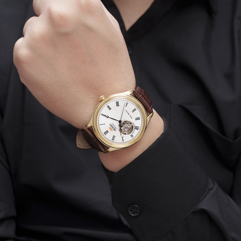 Đồng Hồ Nam ORIENT Classic Open Heart TAG00002W0