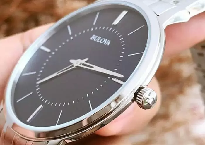 Đồng hồ Nam siêu mỏng phù hợp với người có cổ tay nhỏ