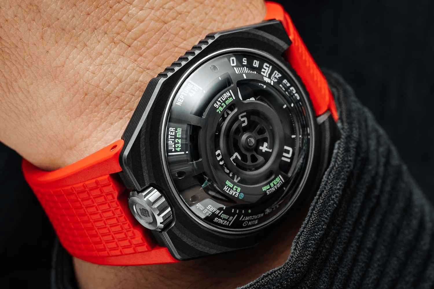 921Urwerk-UR-110-EastWood-62.jpg