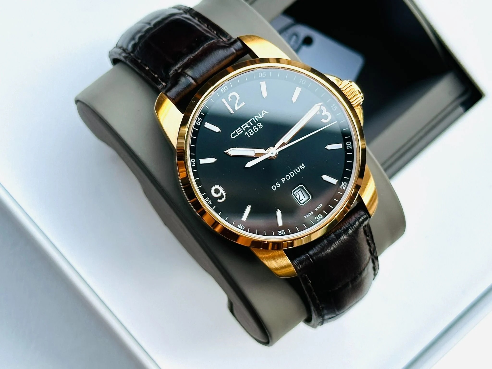 Thiết kế sang trọng của Certina