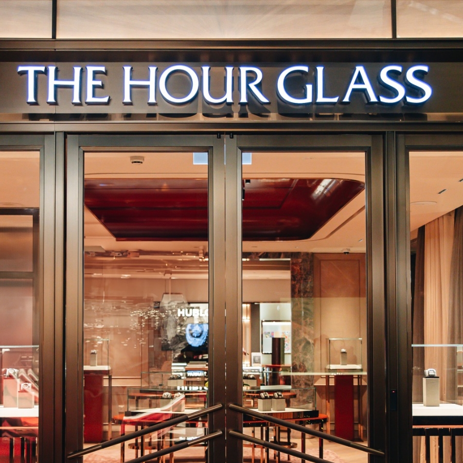 Mua đồng hồ cao cấp đến The Hour Glass