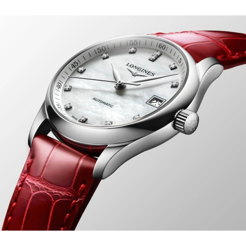 Longines Master có khả năng chống nước từ 30m đến 100m