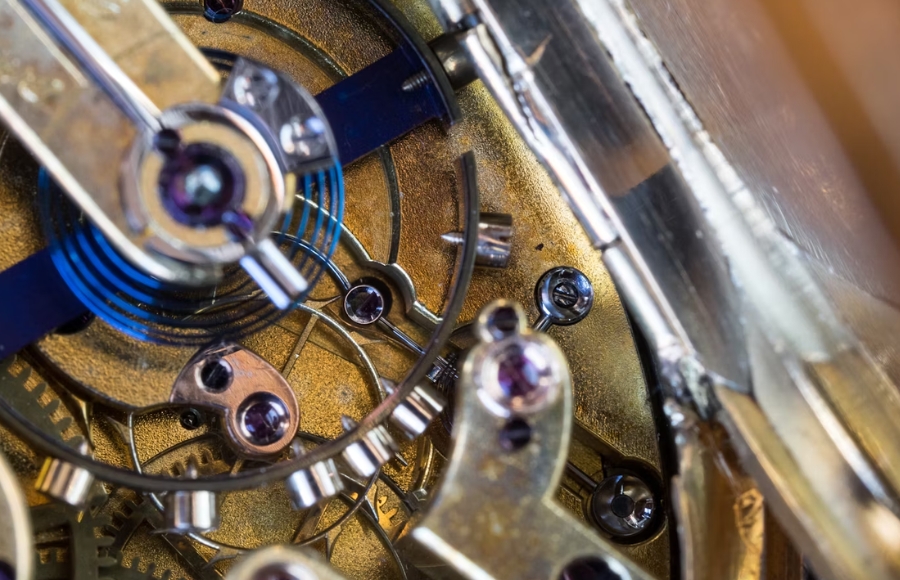 bộ thoát escapement