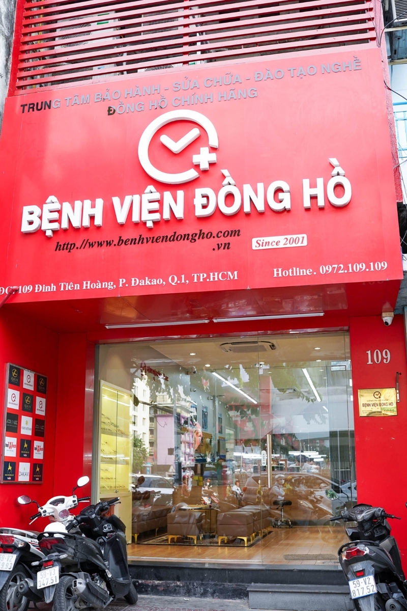 bệnh viện đồng hồ