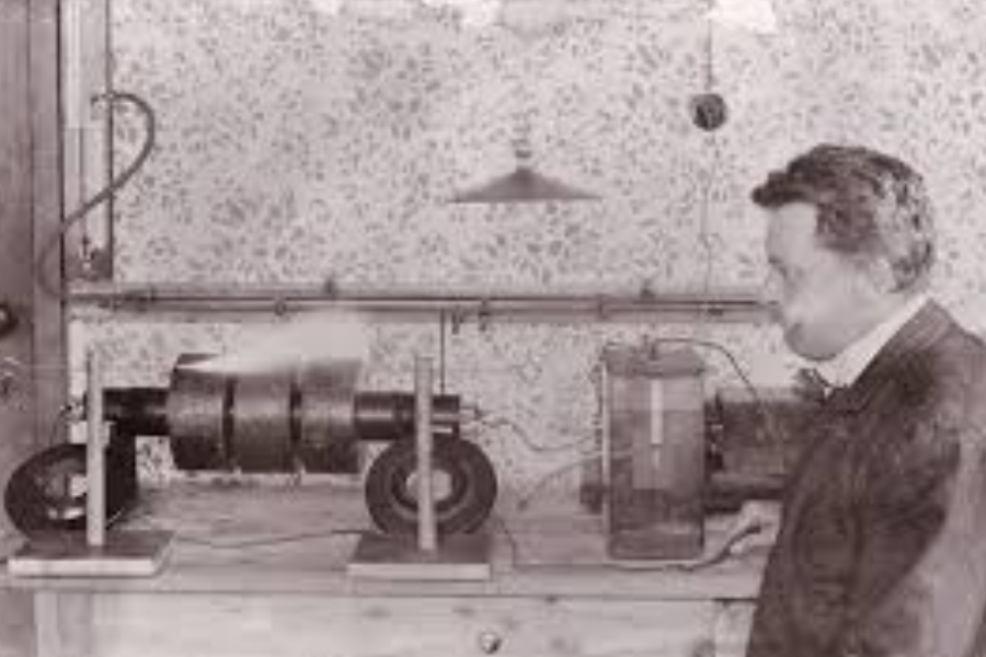 Swarovski không phải là kim cương cũng không phải là pha lê thông thường