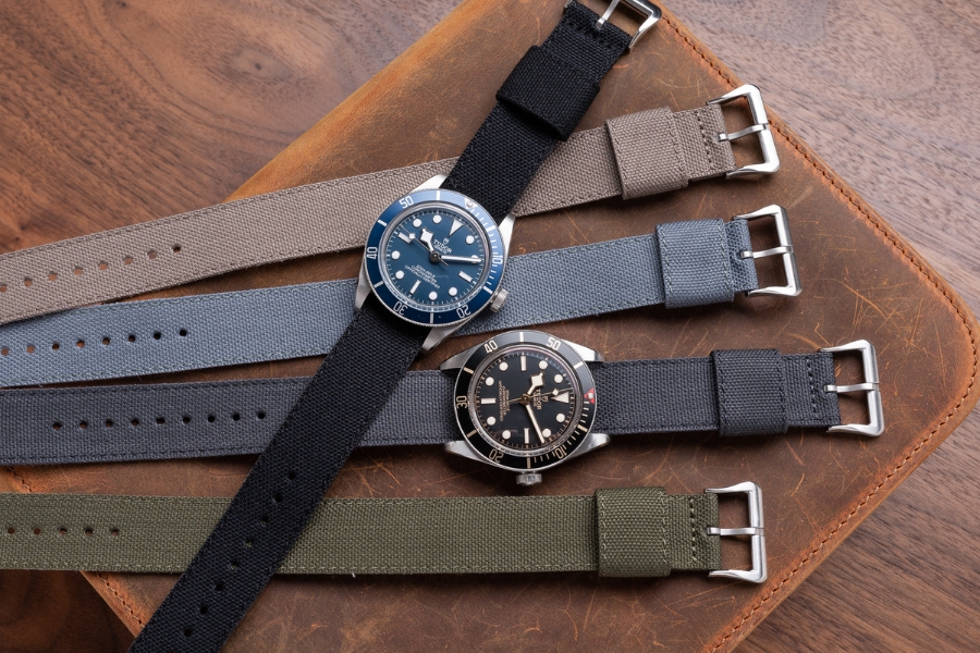 Có rất nhiều các biến thể khác nhau của dây NATO phù hợp với từng hoàn cảnh sử dụng và phong cách khác nhau