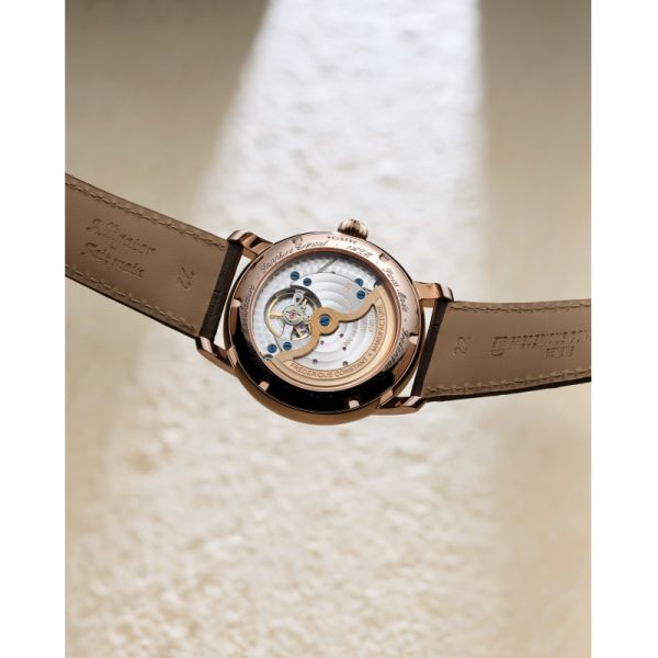 Đồng hồ Frederique Constant FC-718WM4H4