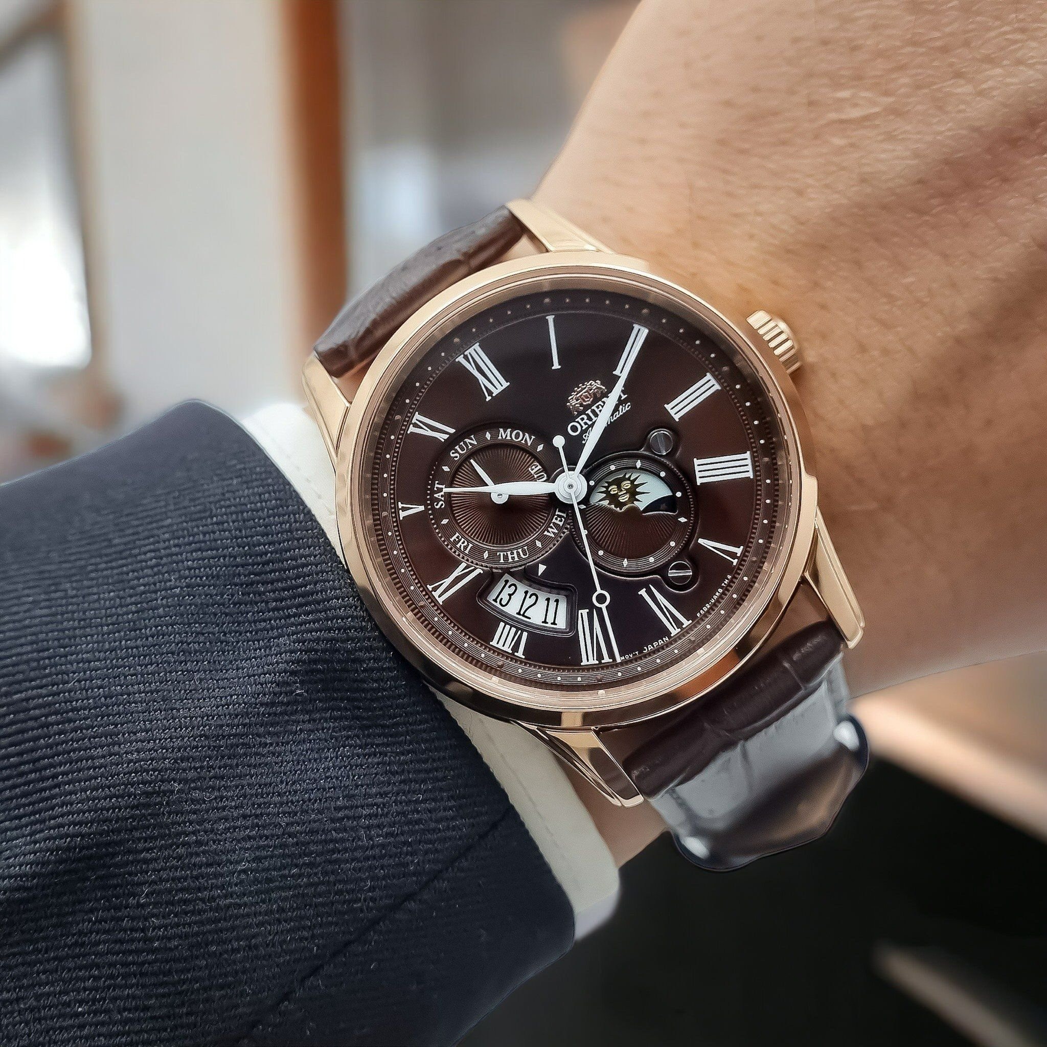 Đồng Hồ Nam ORIENT Classic Sun and Moon RA-AK0009T30B