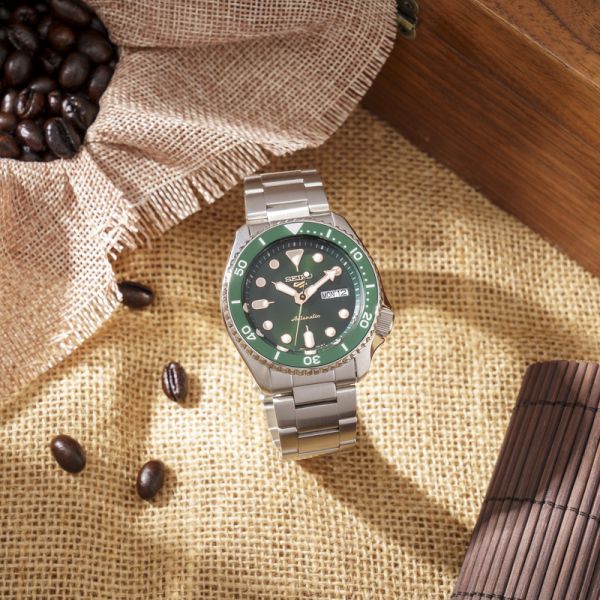 Seiko 5 Sports SRPD63K1S
