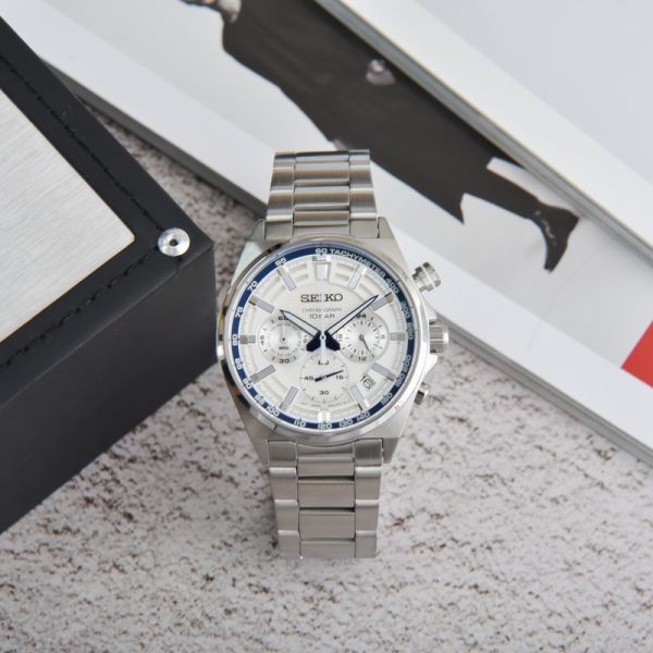 Seiko Chronograph SSB395P1