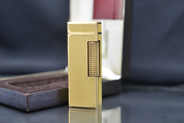 Bật lửa Dunhill Rollagas cao cấp của Anh