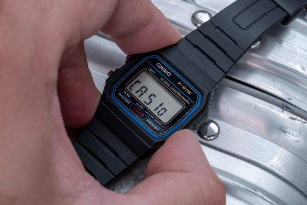 Cách chỉnh giờ đồng hồ Casio 4 nút dòng màn hình điện tử