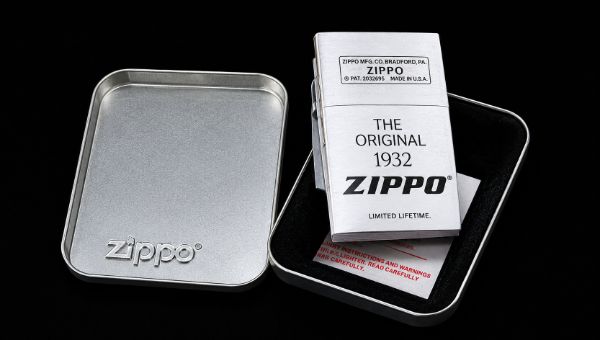 hộp quẹt zippo cổ