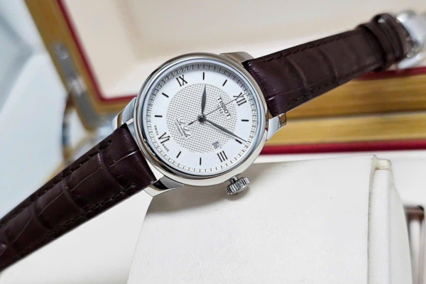 đồng hồ casio nữ chống nước