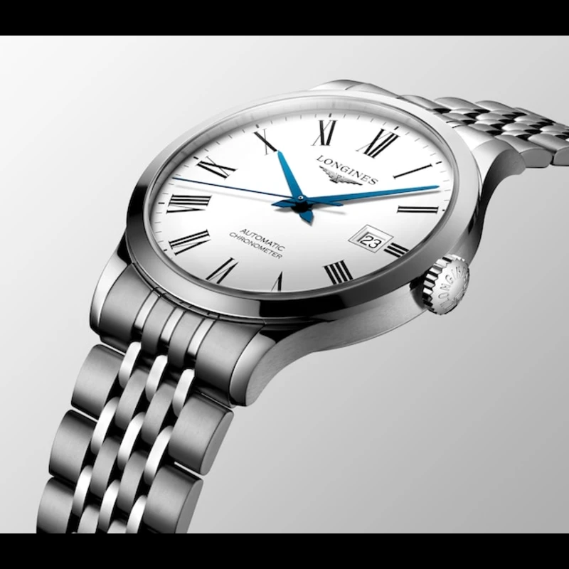Longines Record sử dụng vỏ thép không gỉ