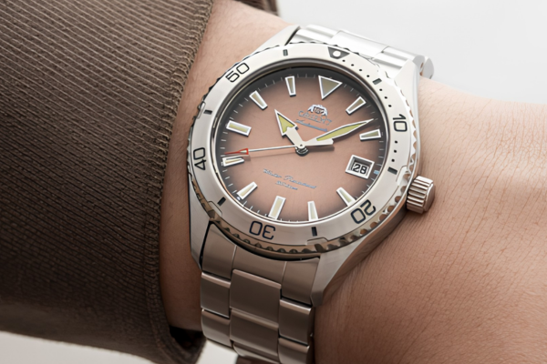 Đồng hồ ORIENT Mako 40 RA-AC0Q17Y30B