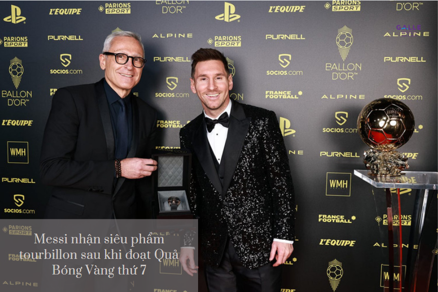 messi-nhan-giai-thuong