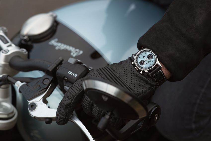 breitling-top-time-triumph