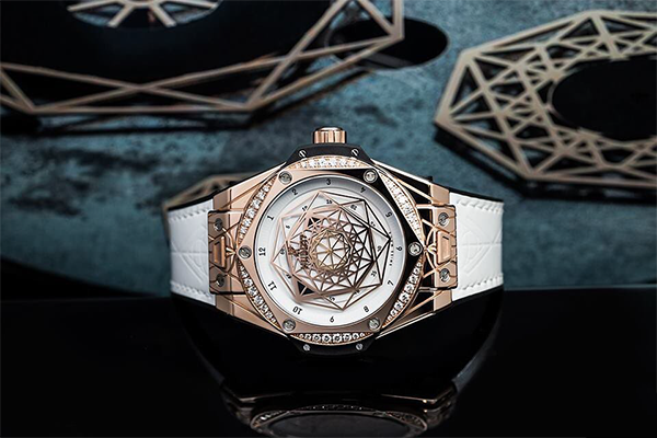 Đồng hồ nữ Hublot Big Bang One Click Sang Bleu King Gold White Diamonds