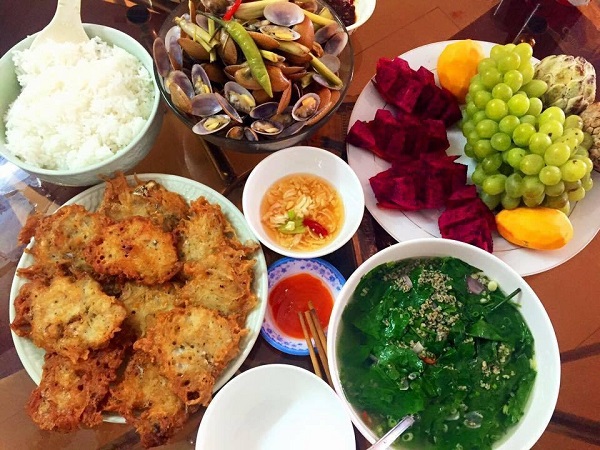 bua-an-thinh-soan