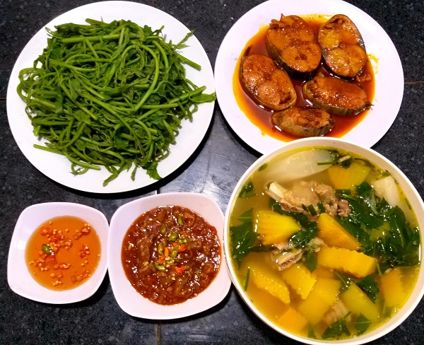 bua-com-thinh-soan