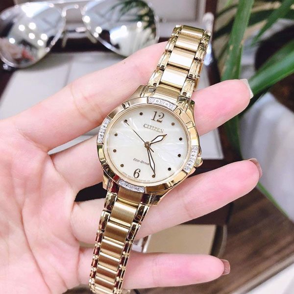 Hãy để đồng hồ Eco-Drive ở nơi đủ ánh sáng