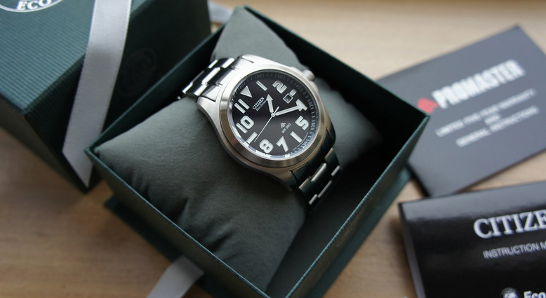dong-ho-citizen-eco-drive-e111-1