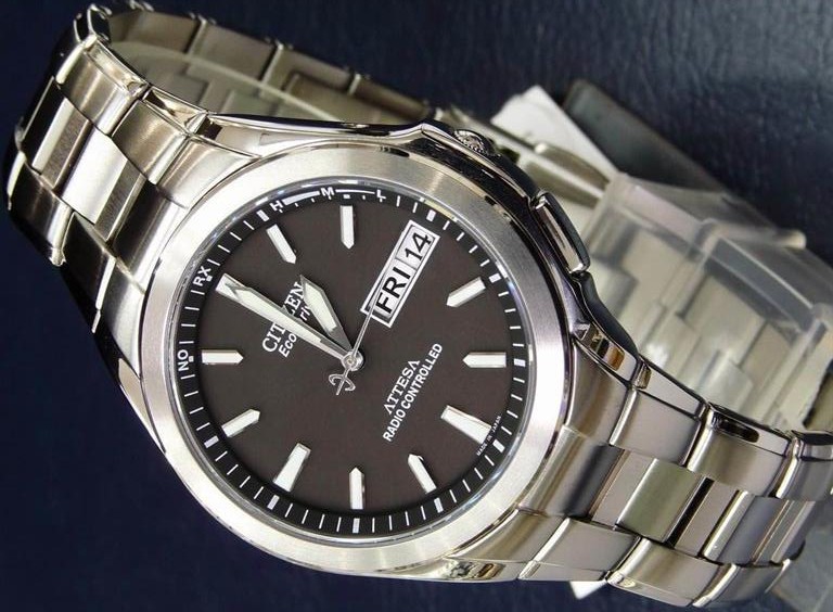 dong-ho-citizen-eco-drive-e111-2