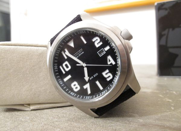 dong-ho-citizen-eco-drive-e111-3