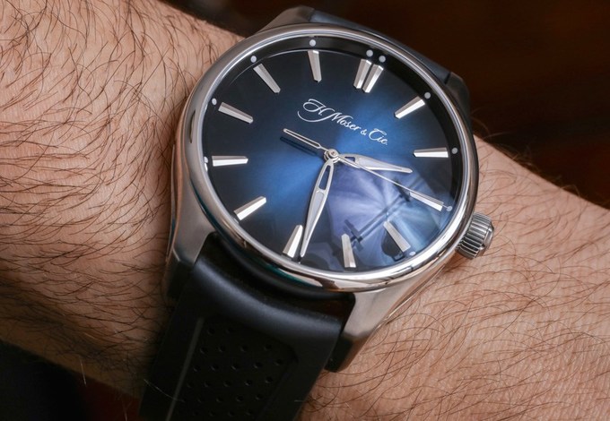 đồng hồ h moser & cie 3