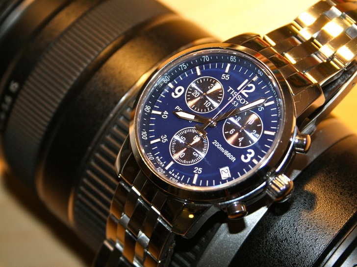 dong-ho-tissot-mat-xanh-3