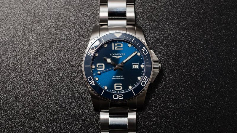 Các mẫu HydroConquest sở hữu đường kính 41mm hoàn hảo cho mọi dáng cổ tay