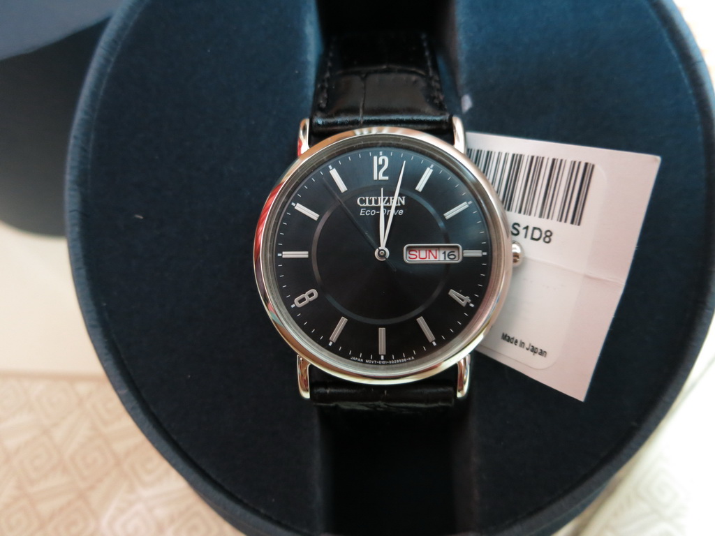 mat-dong-ho-Citizen-BM8240-03E