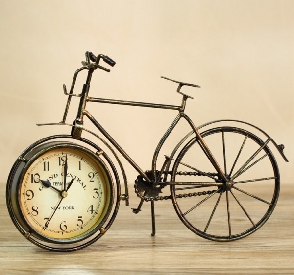 qua-20-11-dong-ho-de-ban