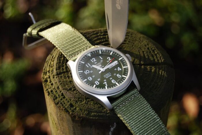 Seiko 5 quân đội