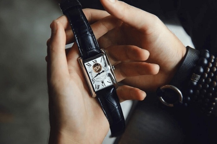 Một chiếc đồng hồ phù hợp sẽ giúp bạn trở nên tự tin hơn