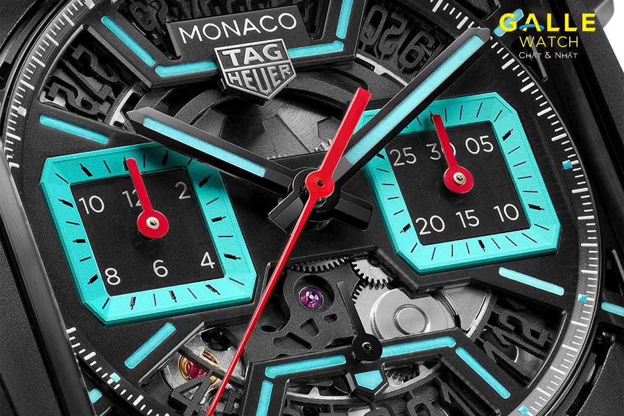  Sản phẩm lộ cơ đầu tiên của TAG Heuer Monaco Chronograph 1