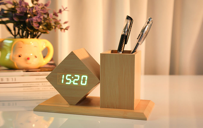 Đồng hồ Led gỗ để bàn 