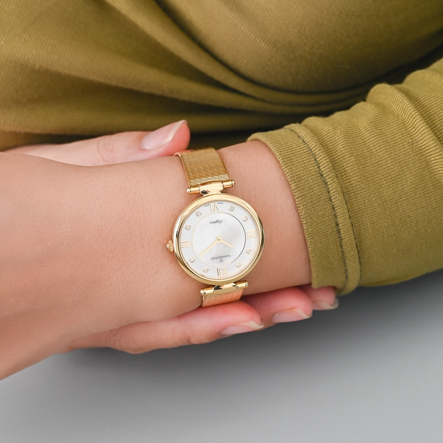 Đồng hồ Candino C4667/1 thời thượng với kiểu dáng dây thép đan nữ tính.