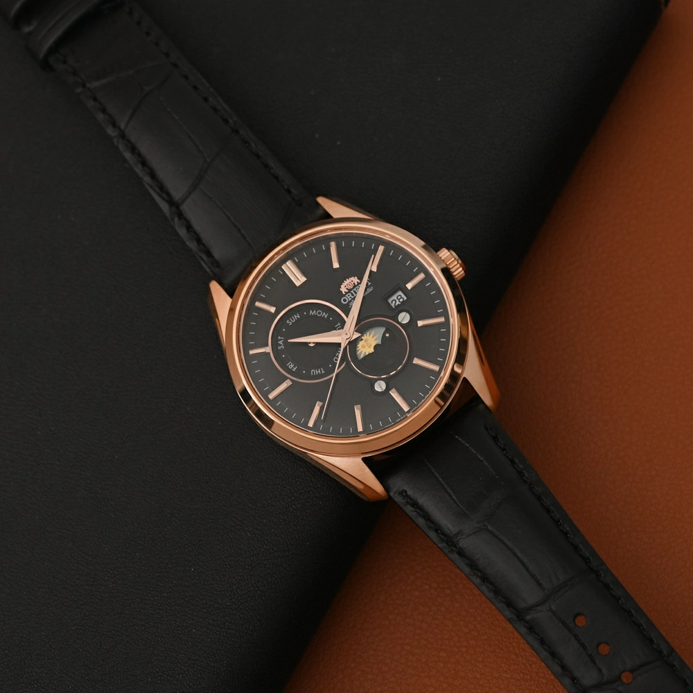 Đồng hồ nam orient contemporary RA-AK0308L10B chính hãng.