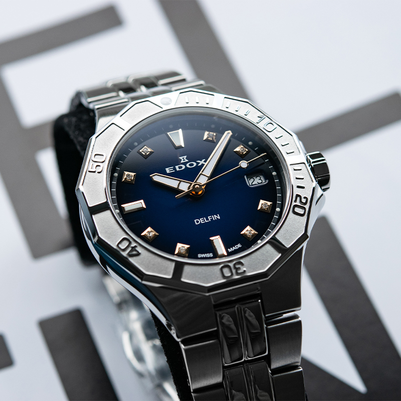Cận cảnh vẻ đẹp không tì vết của chiếc Edox Delfin The Original Diver Date Lady 53020-3M-BUDDR