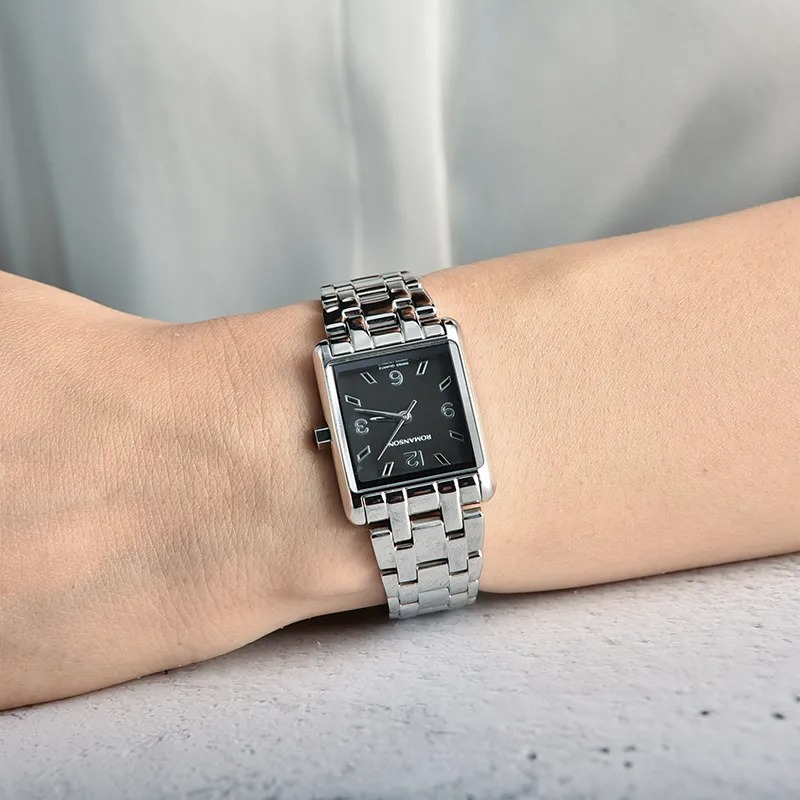 RM3243LWBK